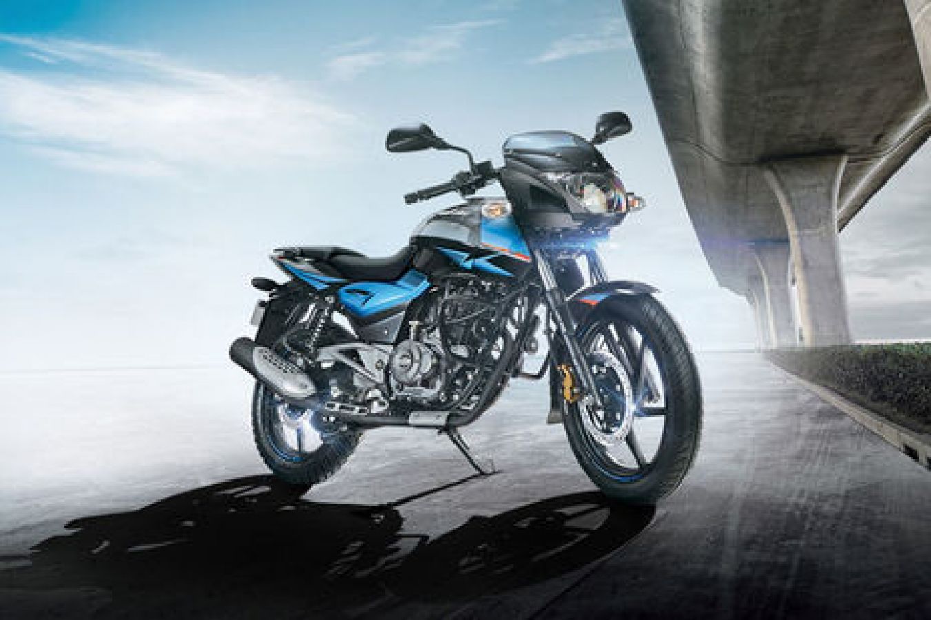 Pulsar 150 deals and 125