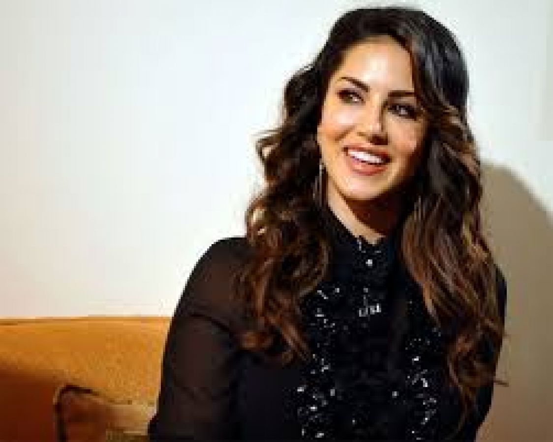 Sunny Leone shared her sexy photo, fans praised | NewsTrack English 1