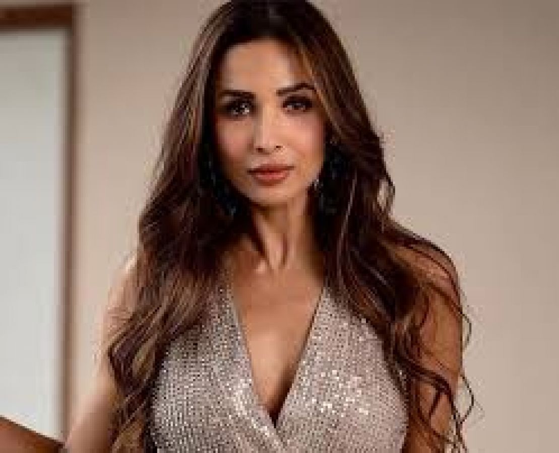 Malaika Arora Xxx Video - This actress shakes legs with her girl gang, watch video here | NewsTrack  English 1