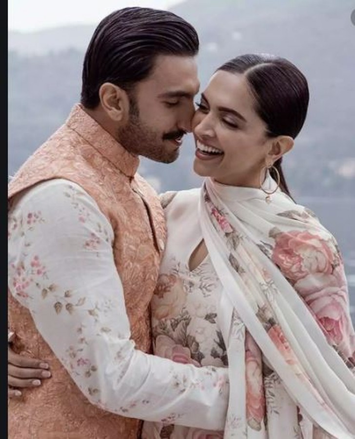 Hubby Ranveer Singh's Comment under Deepika Padukone's Latest Post is  Winning Hearts 🥰 #deepikapadukone #ranveersingh #srk #shahrukhkhan