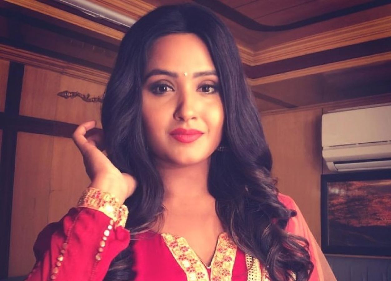 Bhojpuri Heroine Kajal Sex - The hot avatar of 'Kajal Raghavani' came in front, seems to look very  attractive! | NewsTrack English 1