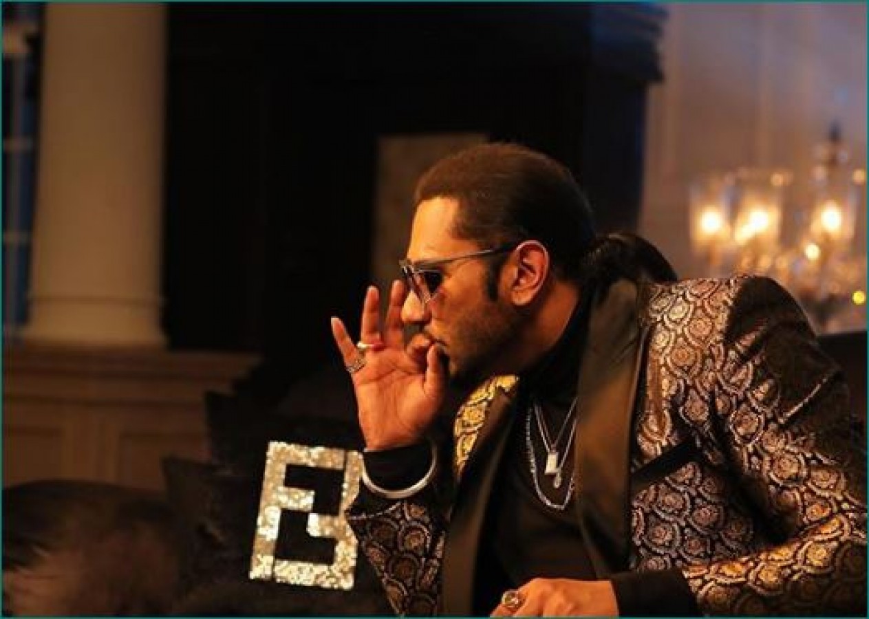 Yo Yo Honey Singh shared BTS video of his song 'Billo Tu Aag Hai' |  NewsTrack English 1