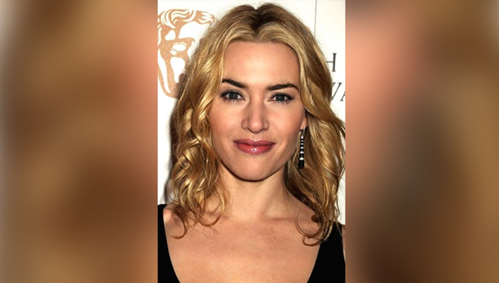 Kate Winslet recalls her agent being asked about her weight | NewsTrack English