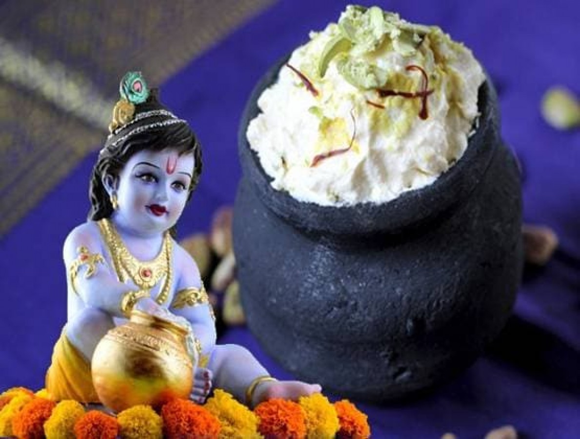 Offer these 'easy to make' desserts to Krishna on Janmashtami | NewsTrack  English 1