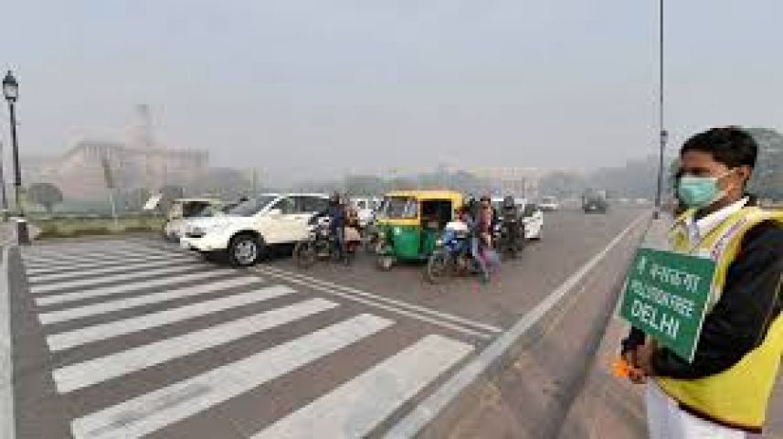 Nice morning in Delhi as dust storm likely