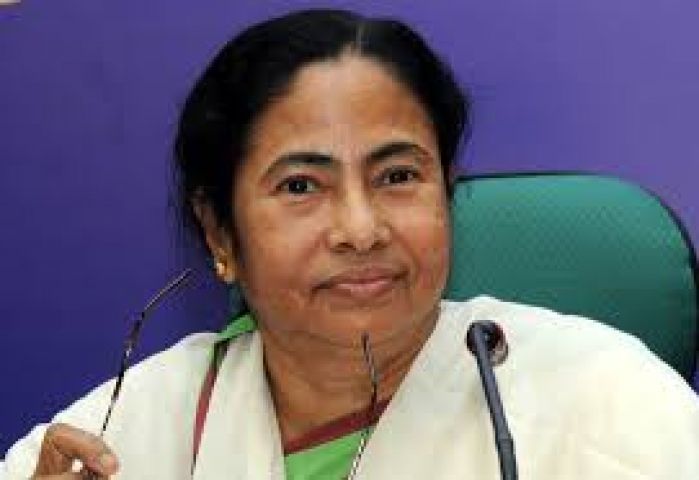 Mamata Banerjee arrives in Darjeeling, greeted by state Tourism Minister