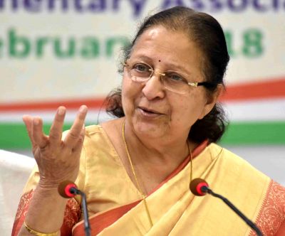 राजनीति में सेवानिवृत्ति की उम्र तय नहीं हो सकती : सुमित्रा महाजन