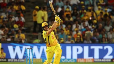 IPL 2018 Live CSK vs DD : Watson's fifty lead CSK,  After 15 overs CSK ---