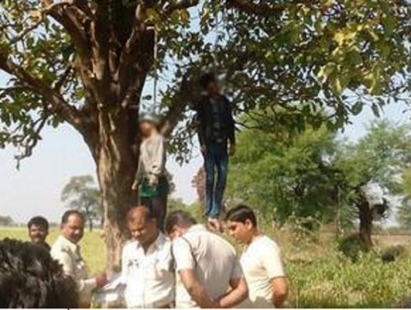 Maharashtra: The dead bodies of lover couples found hanging from the tree