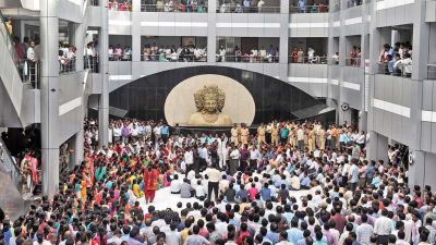 महाराष्ट्र सरकार के 17 लाख कर्मचारी हड़ताल पर