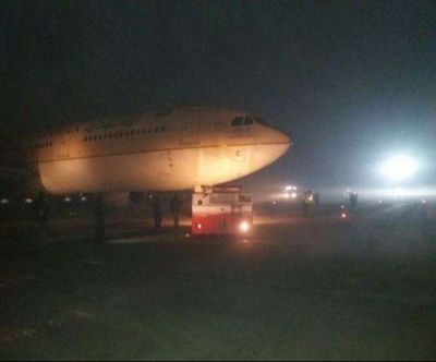 लखनऊ एयरपोर्ट पर टला हादसा, 298 यात्री बाल-बाल बचे