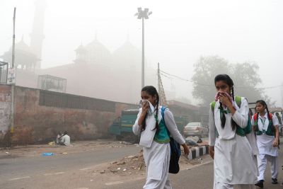 दिल्ली ने प्रदूषण का ठीकरा हरियाणा-पंजाब के सिर फोड़ा