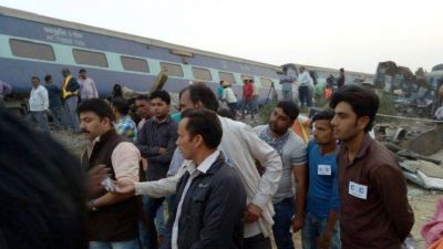 केरल में बड़ा रेल हादसा, चेन्नई-मंगलोर एक्सप्रेस के 2 डब्बे पटरी से उतरे