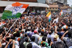 कांग्रेस ने चुनाव आयोग से की BJP - RSS की शिकायत