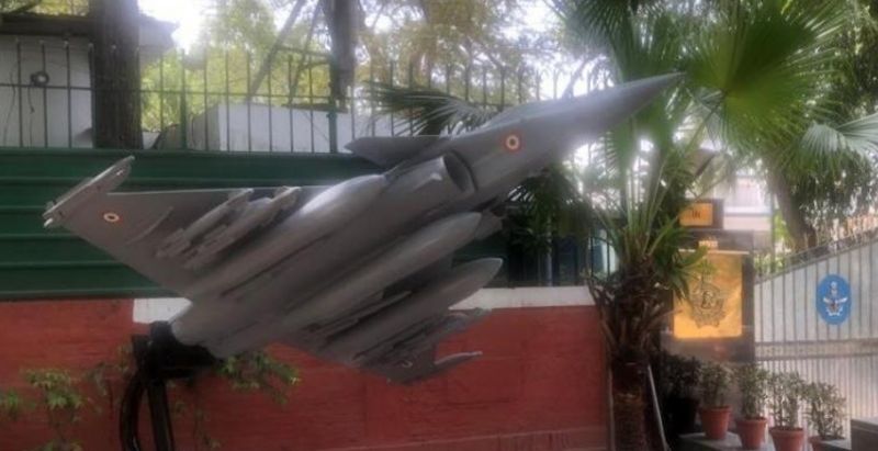 Replica of the Rafale aircraft installed in front of the Congress headquarters, know the reason