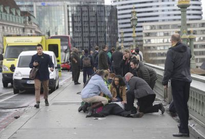 लंदन में आतंकियों ने किया वैन अटैक, हमले में 6 की मौत