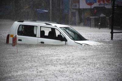 Mumbai Rain: 7 लोगों को निगल चुकी है जानलेवा बारिश