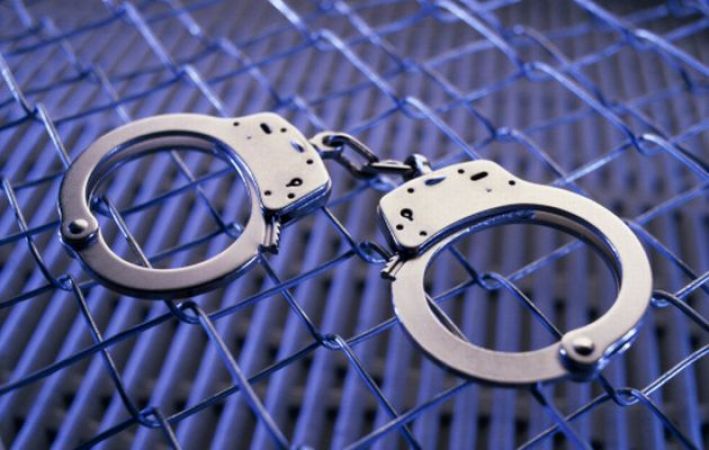 Four persons arrested for stealing cars