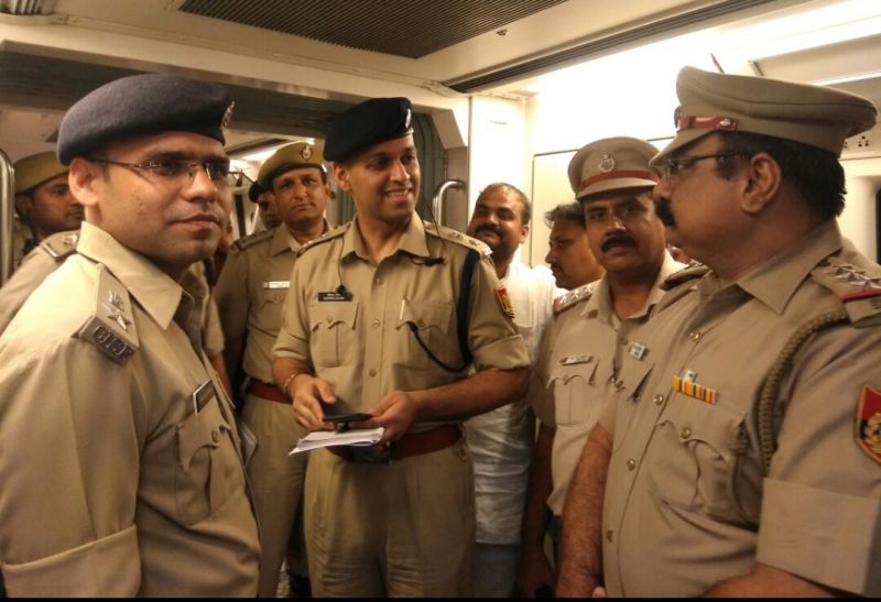 दिल्ली पुलिस मेट्रो ने सुरक्षा का किया मुआयना