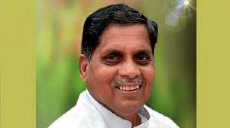 कर्नाटक कांग्रेस विधायक न्यामगौड़ा का सड़क दुर्घटना में निधन