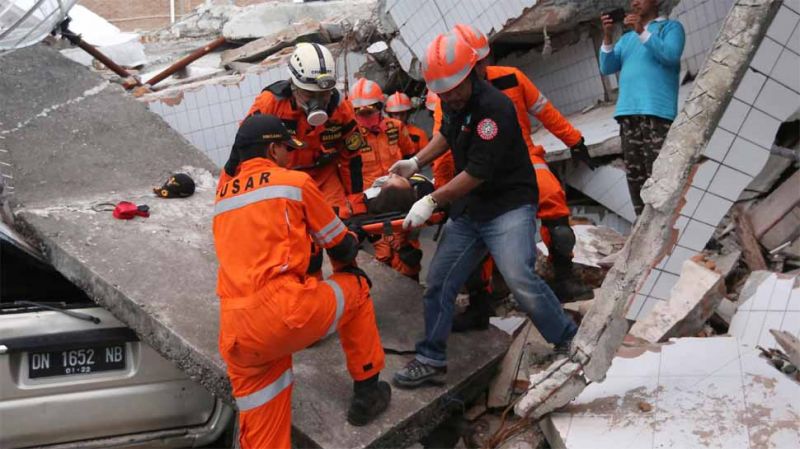 इंडोनेशिया में आया एक और भूकंप, 1000 से ज्यादा की मौत, भारत करेगा मदद