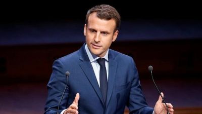 फ्रांस : राष्ट्रपति एमैनुएल मैक्रों ने गृह मंत्री का स्तीफा स्वीकार करने से किया इंकार