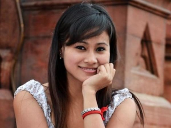 असम की महिला को विदेशी समझकर, आगरा के राष्ट्रीय स्मारक में जाने पर लगाई रोक