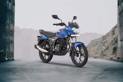 How different is Hero Super Splendor from Bajaj Discover 125, Know the difference