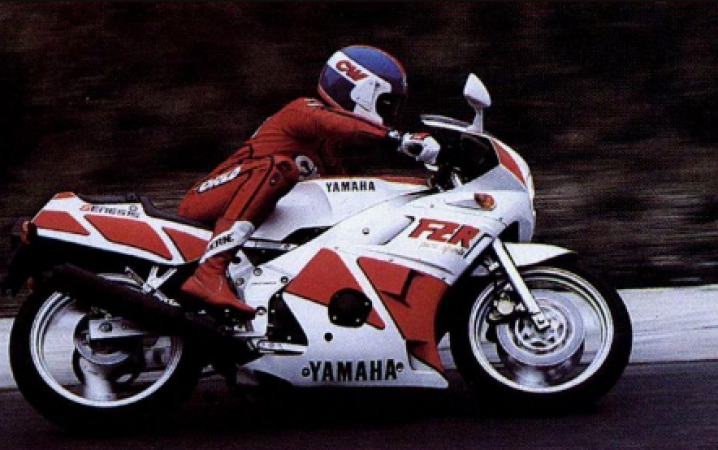 The 90s' coolest sportbikes: 1990 Honda FZR400