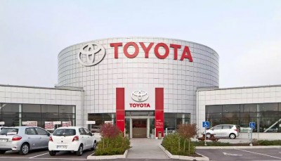 Toyota ने अपनी 10 लाख गाड़ियों को वापस बुलाया जापान, कार में आई है बड़ी खराबी !