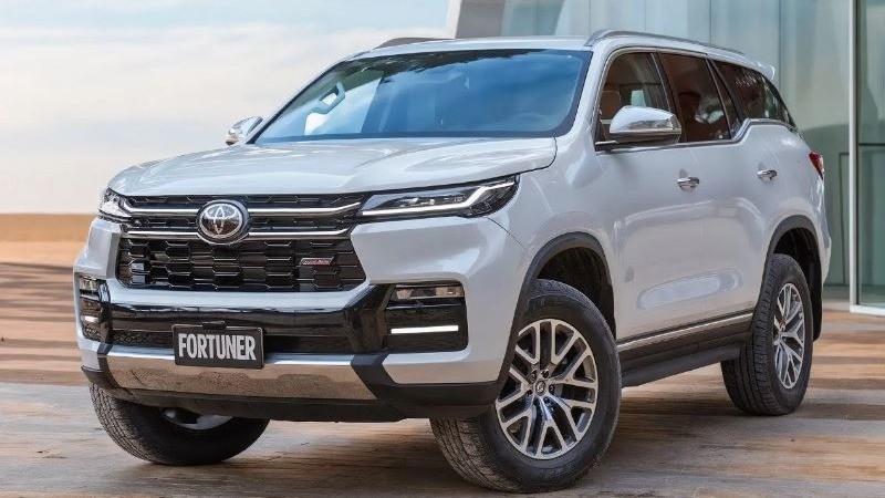 नए फीचर्स और लुक से साथ 2026 में भारतीय बाजार में हंगामा मचाएगी टोयोटा फॉर्च्यूनर