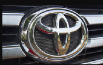 Toyota's car to compete with Mercedes V Class will be launched next year, know features