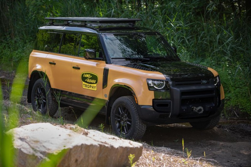 Limited Edition Land Rover Defender Trophy Edition Unveiled