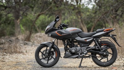 Bajaj Pulsar 180 BS 6 launched at ₹1.04 lakh, to rival Hero Xtreme 160R