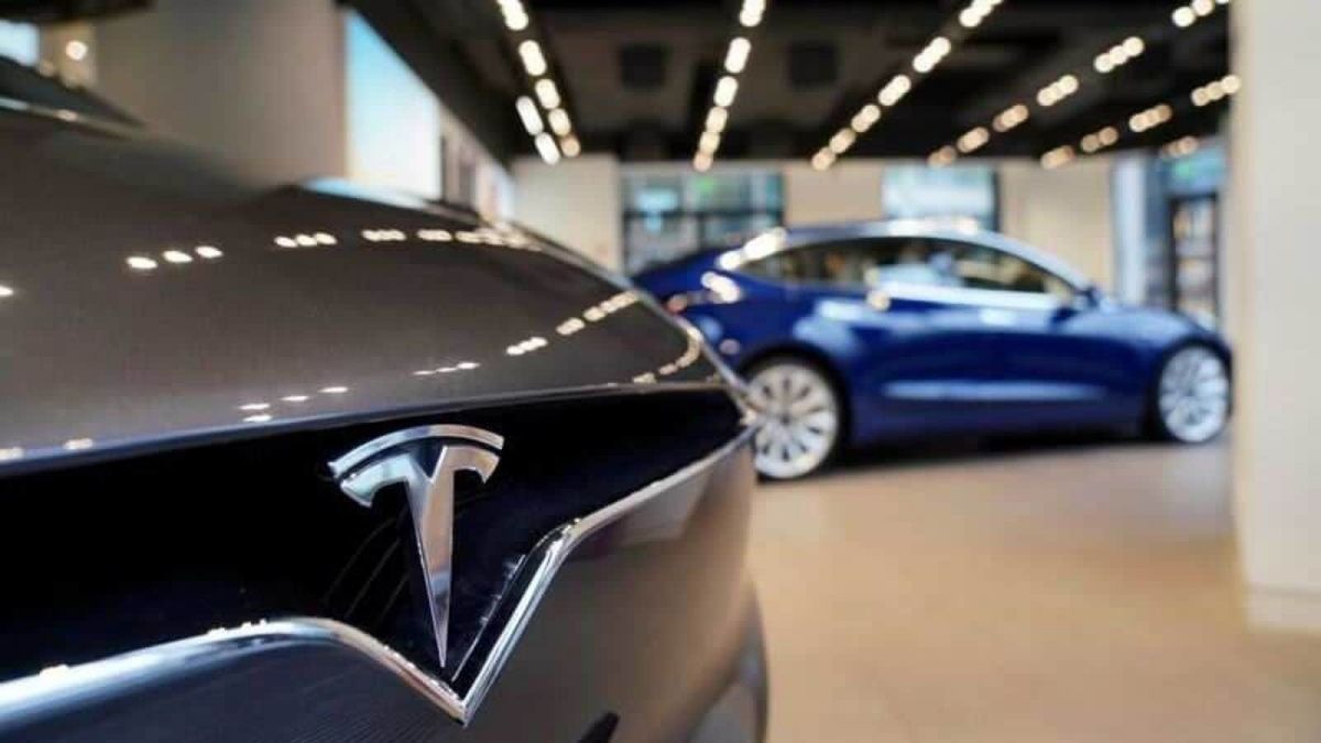 Giant Vehicle Manufacturer Tesla enters Turkish market While India waits