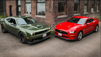 Ford Mustang GT vs Dodge challenger GT