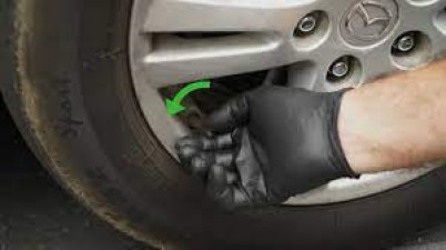 No need to stand in line to fill air in tyre! This device will work easily