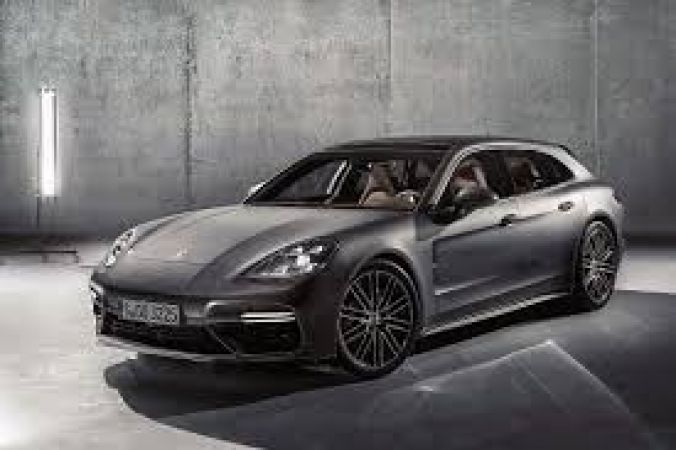 Porsche Panamera sport Turismo spotted before launch Geneva Motor Show