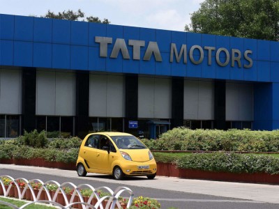 Tata Motors accelerates after Q2FY21