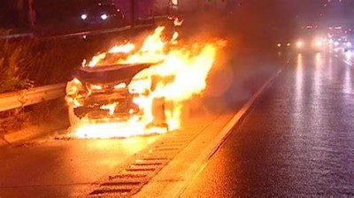 If your car catches fire, do this immediately, otherwise huge losses can occur
