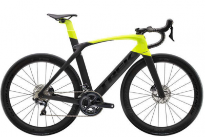 The hydraulic disc brake of this luxury bicycle is powerful, the price will blow your senses