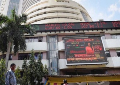Stock market breaks by news of tension at the border, Sensex breaks 750 points