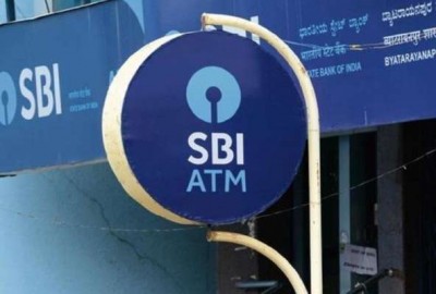 Big news for SBI customers, loan has become cheaper but interest rate reduced on FD
