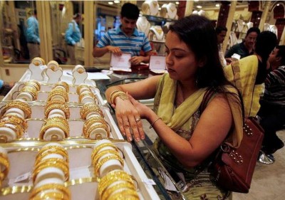 Gold prices reaches all-time high, Know rates