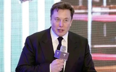 Twitter deal stuck, Elon Musk tweets big announcement
