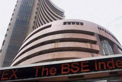Stock market opens with edge, Nifty-50 declines