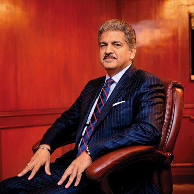 Anand Mahindra surprised to see this marriage hall, wishes to meet the creator