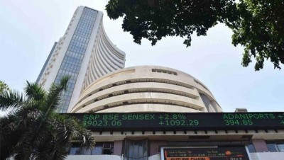 Sensex closed after opening bounce, this stock took the biggest loss