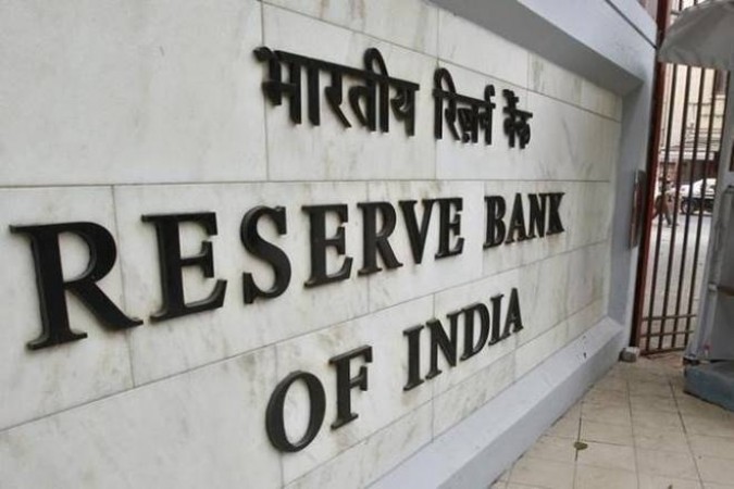 RBI to cancel fraud-hit licence; issues show cause