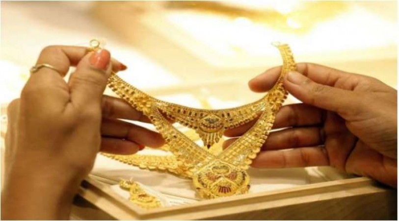 राखी पर मोदी सरकार बेच रही सस्ता सोना, 'गोल्ड बांड' के लिए तय हुई ये कीमत